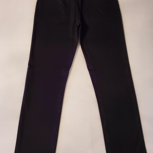 Selling Women's Black Pants with Pockets - Picture 5 of 10